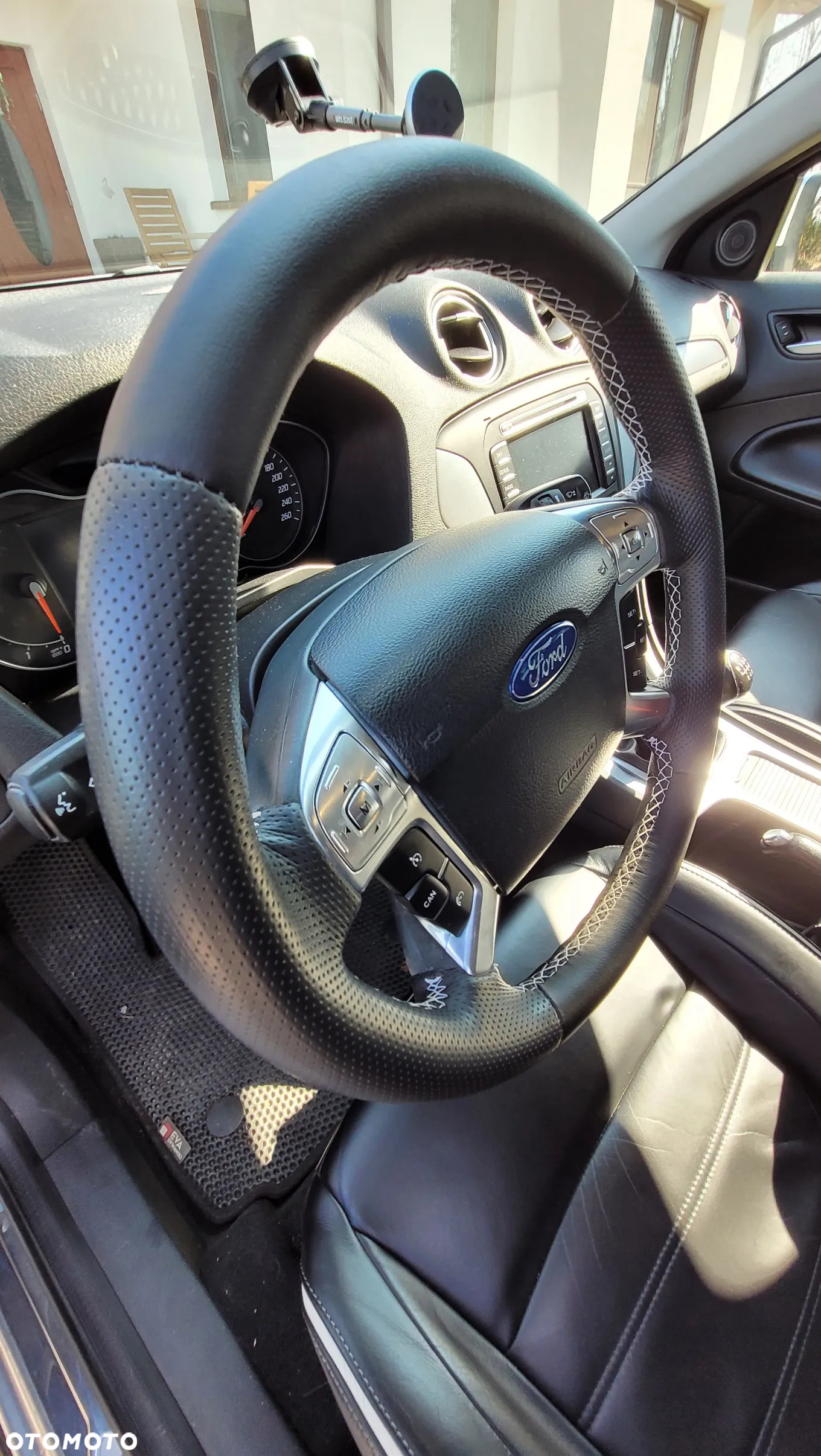 Ford Mondeo 2.0 TDCi Titanium - 12