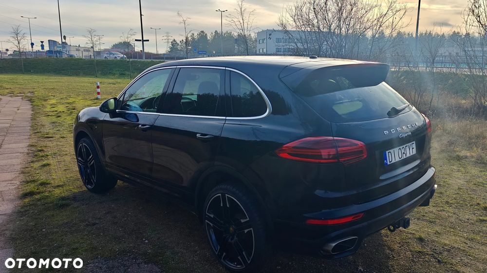 Porsche Cayenne Platinum Edition - 4