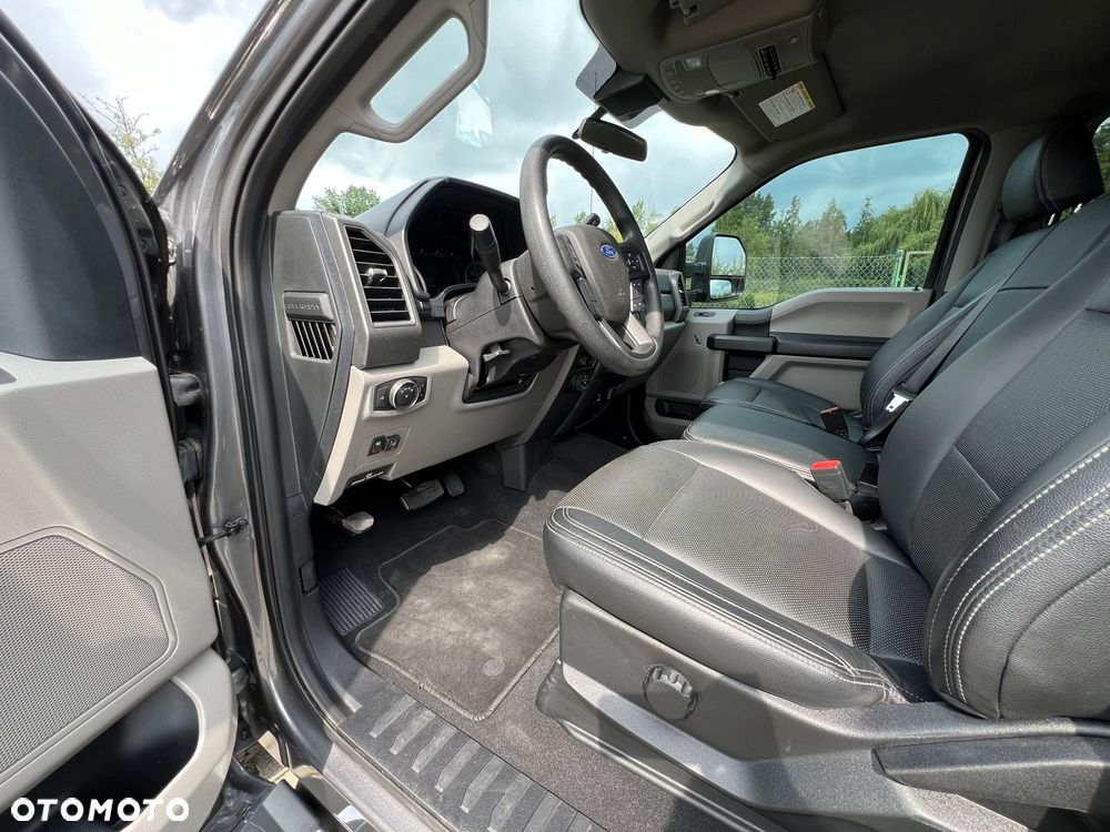 Ford F250 - 18