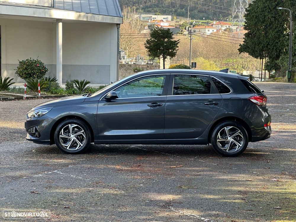 Hyundai i30 1.6 CRDI STyle Plus - 13