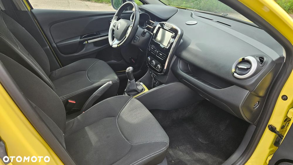 Renault Clio 1.2 16V 75 LIMITED - 15