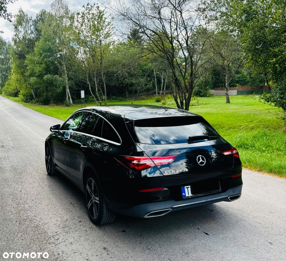 Mercedes-Benz CLA 250 e 8G-DCT Edition Progressive Line - 3