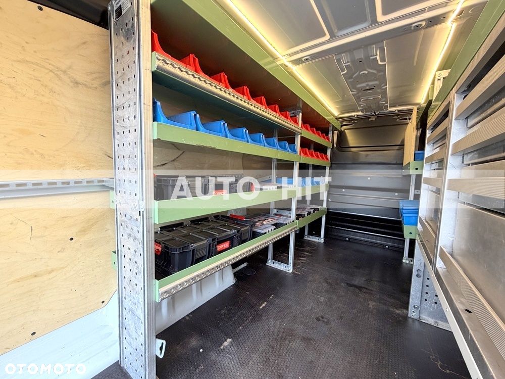 Opel Vivaro - 22