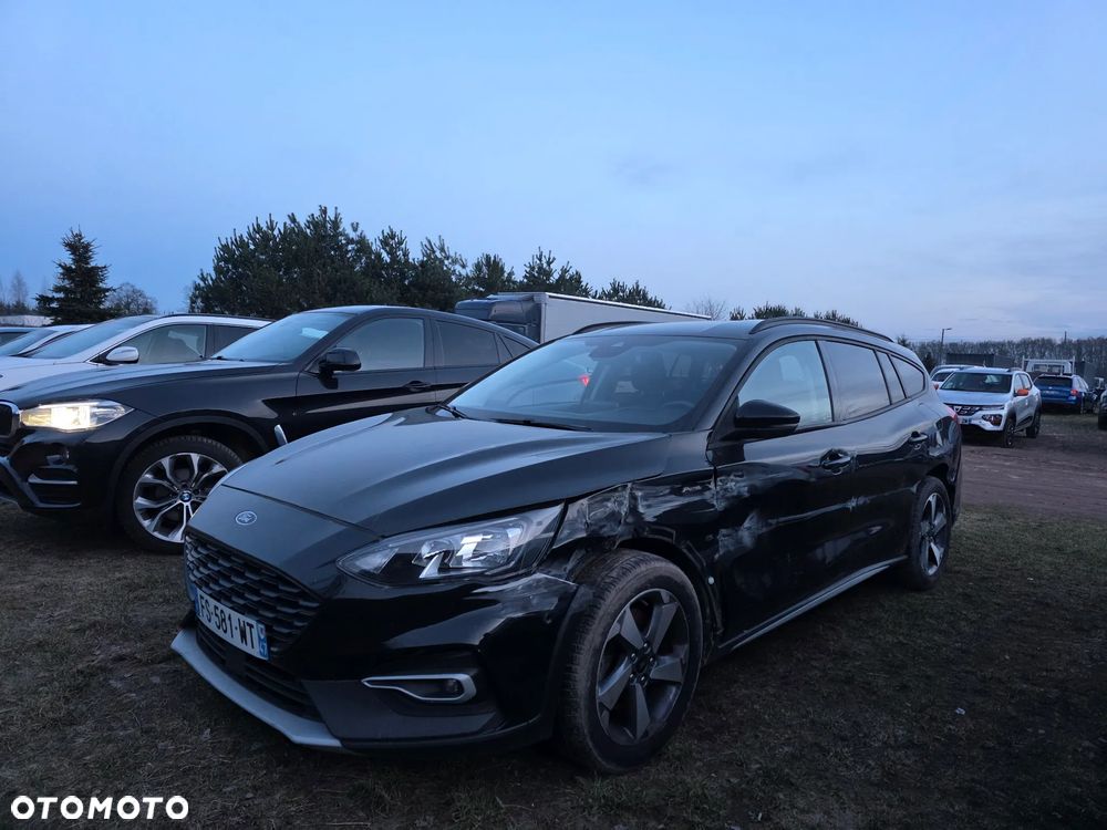 Ford Focus 1.0 EcoBoost Hybrid ACTIVE X - 3