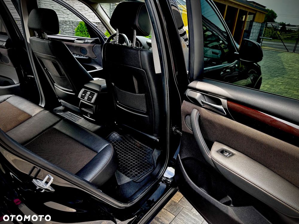 BMW X3 xDrive20i - 14