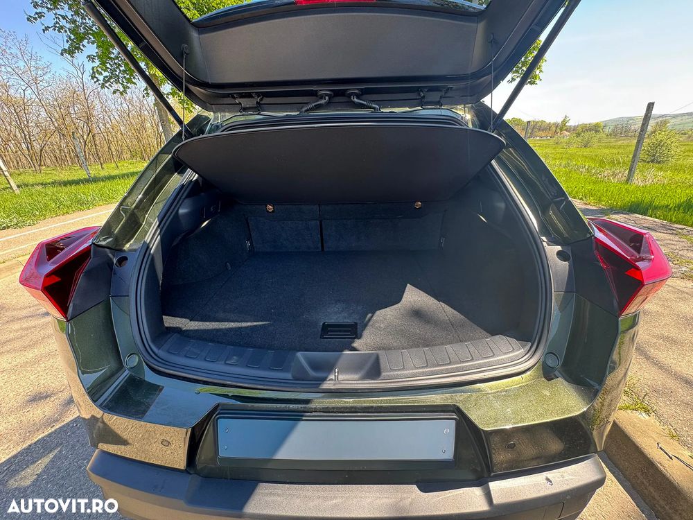 Lexus UX - 6