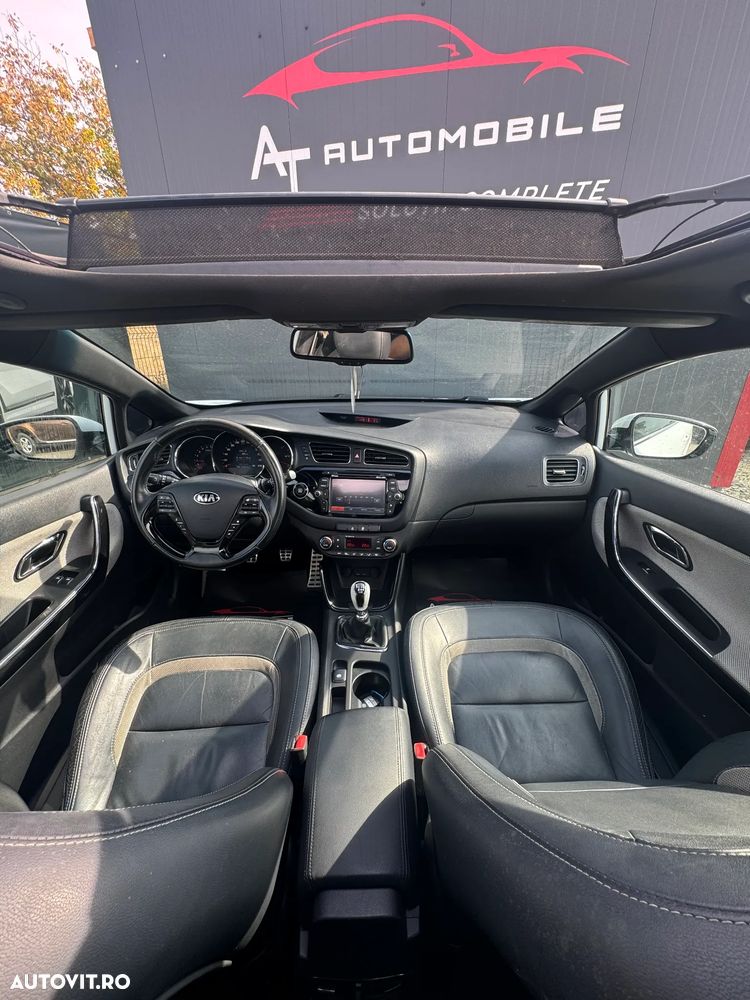Kia Ceed 1.6 CRDi 136 ISG Platinum Edition - 15