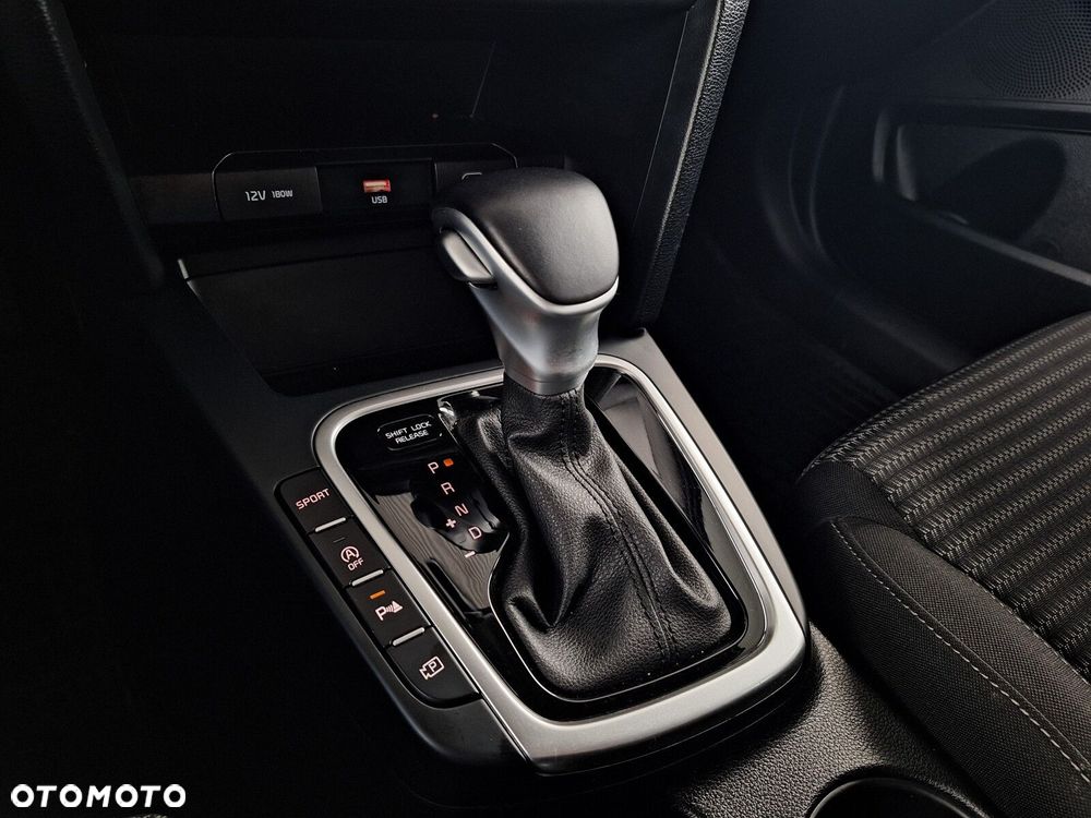 Kia Ceed 1.5 T-GDI M DCT - 25