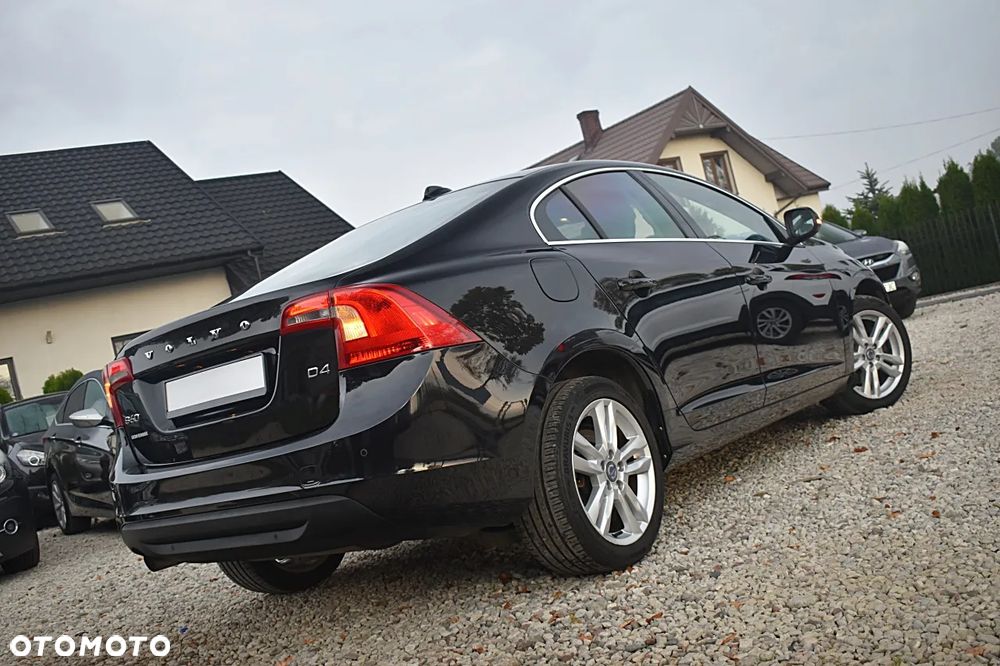 Volvo S60 D4 Momentum - 39