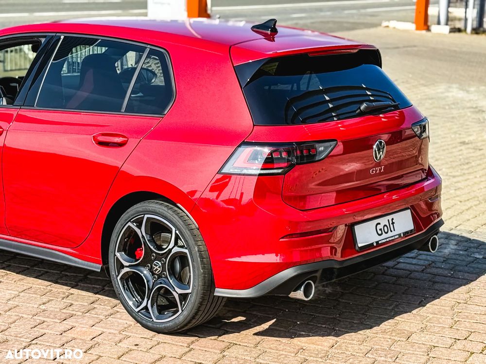 Volkswagen Golf GTI - 29