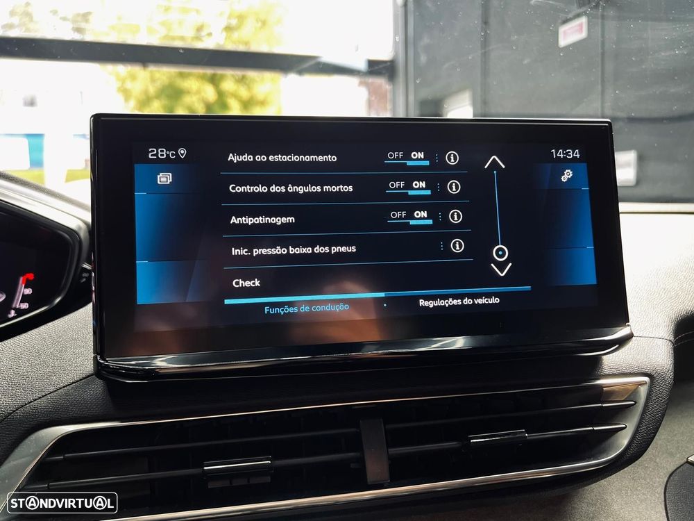 Peugeot 3008 1.5 BlueHDi GT EAT8 - 31