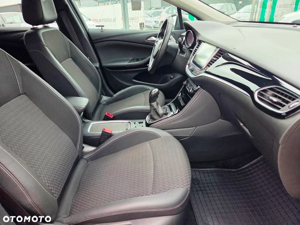 Opel Astra 1.4 Turbo Sports Tourer Innovation - 30