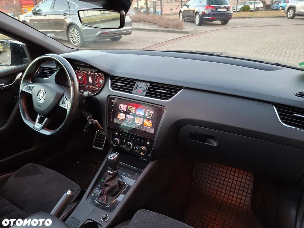 Skoda Octavia 2.0 TDI 4x4 DSG RS - 26