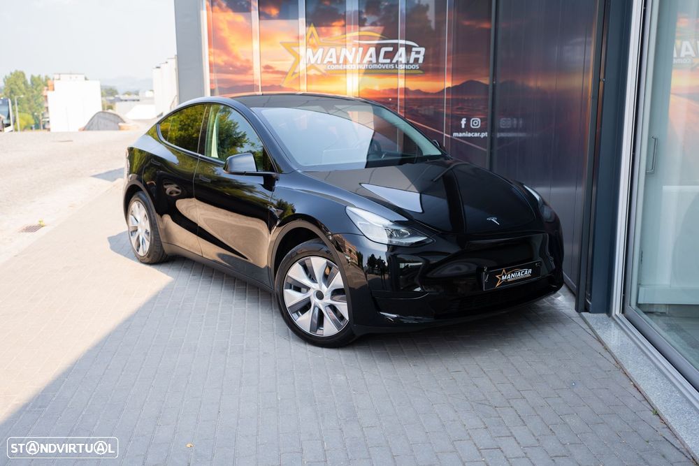 Tesla Model Y Standard - 2