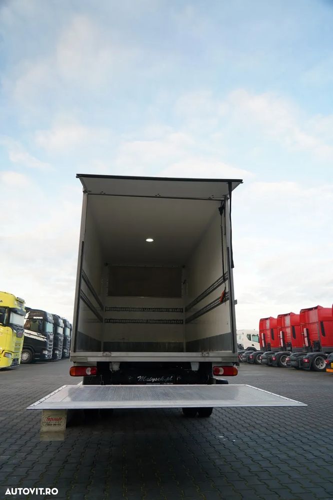 Volkswagen CRAFTER / CONTAINER / DHOLLANDIA LIFT / 2019 / TWIN / 3 LOCURI / - 16