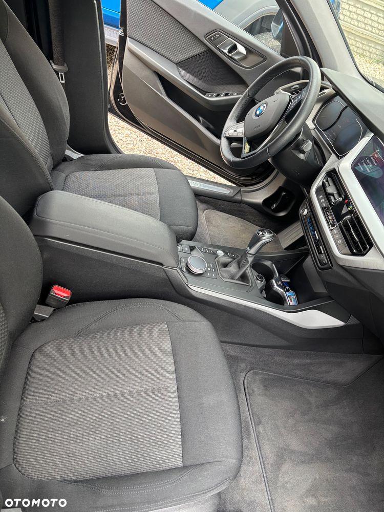 BMW Seria 1 118i Advantage - 10