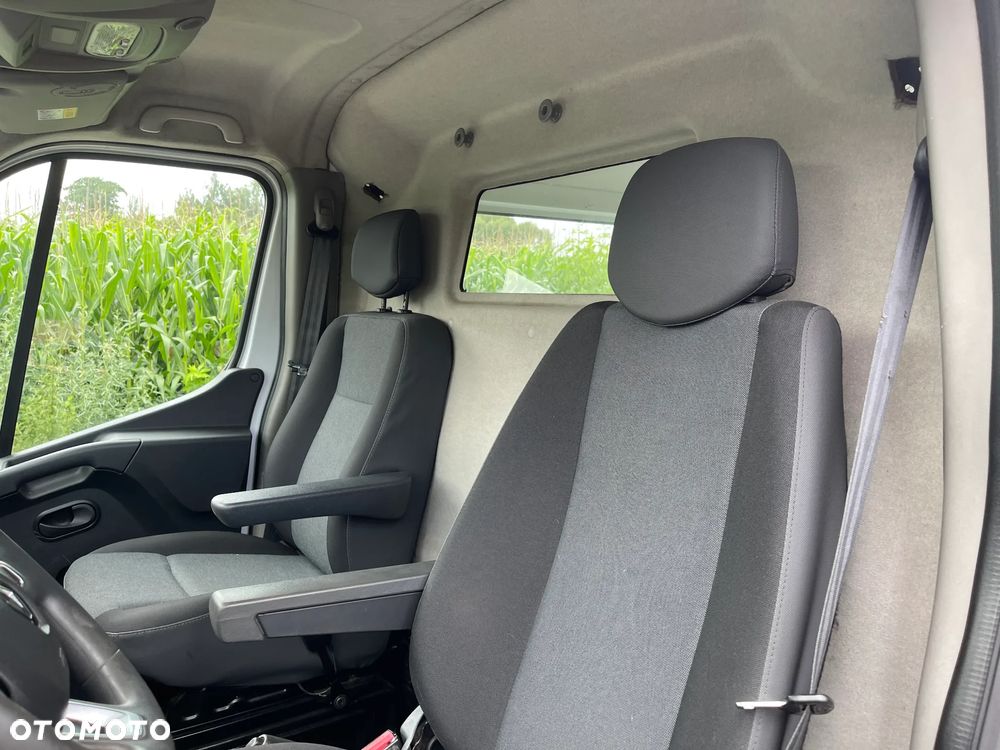 Renault Master Nowy Model_Grudzień 2020 ROK_2.3 DCI 180 KM_L3H2 DŁUGI_Bogata wersja LED,KLIMA - 17