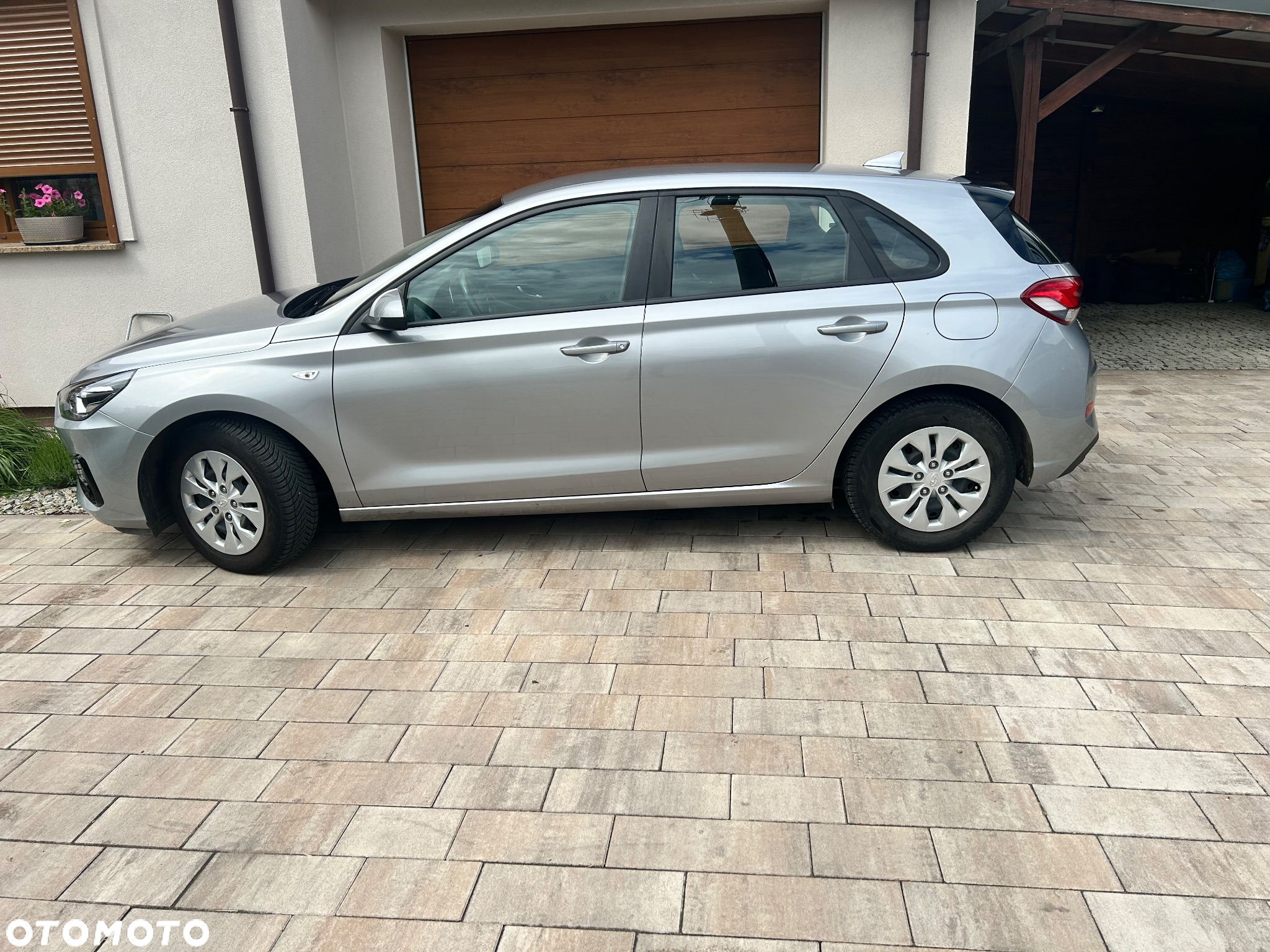 Hyundai i30 1.5 DPI Classic + - 6