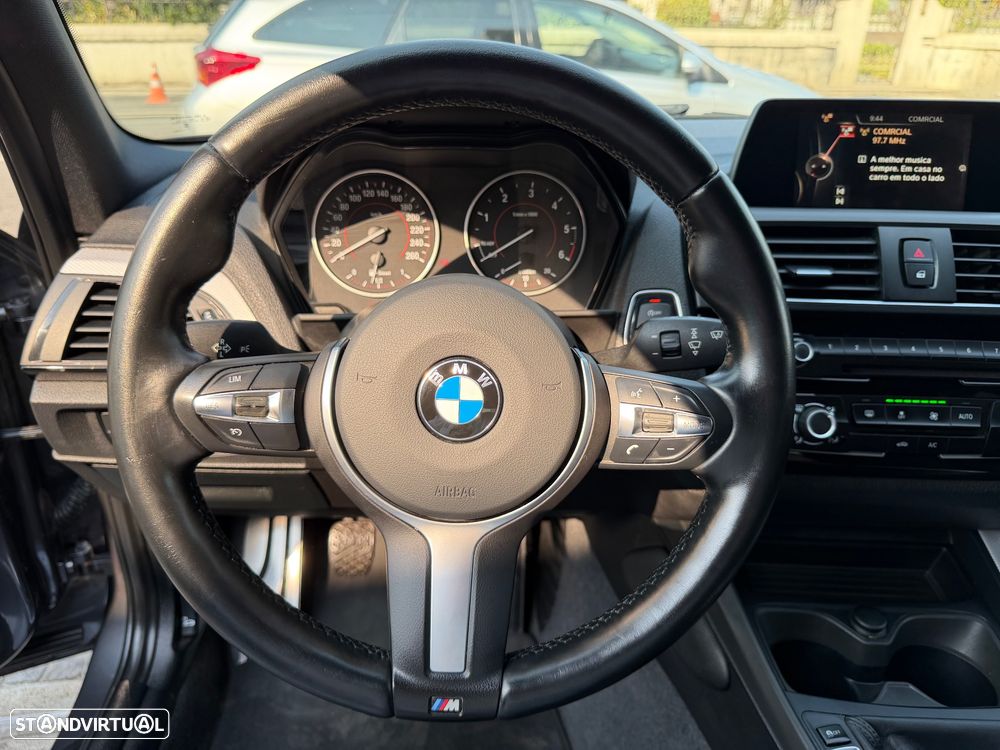 BMW 118 d Pack M - 34
