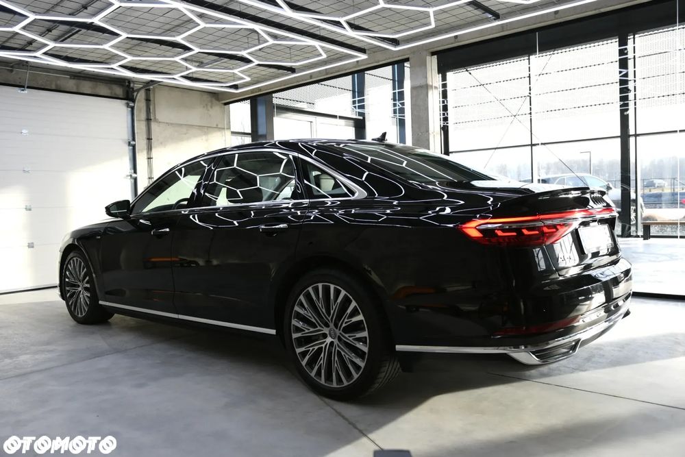 Audi A8 L 55 TFSI mHEV Quattro Tiptr - 14
