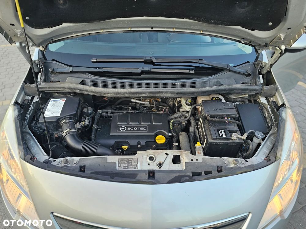 Ford Focus 1.8 FF Trend - 13