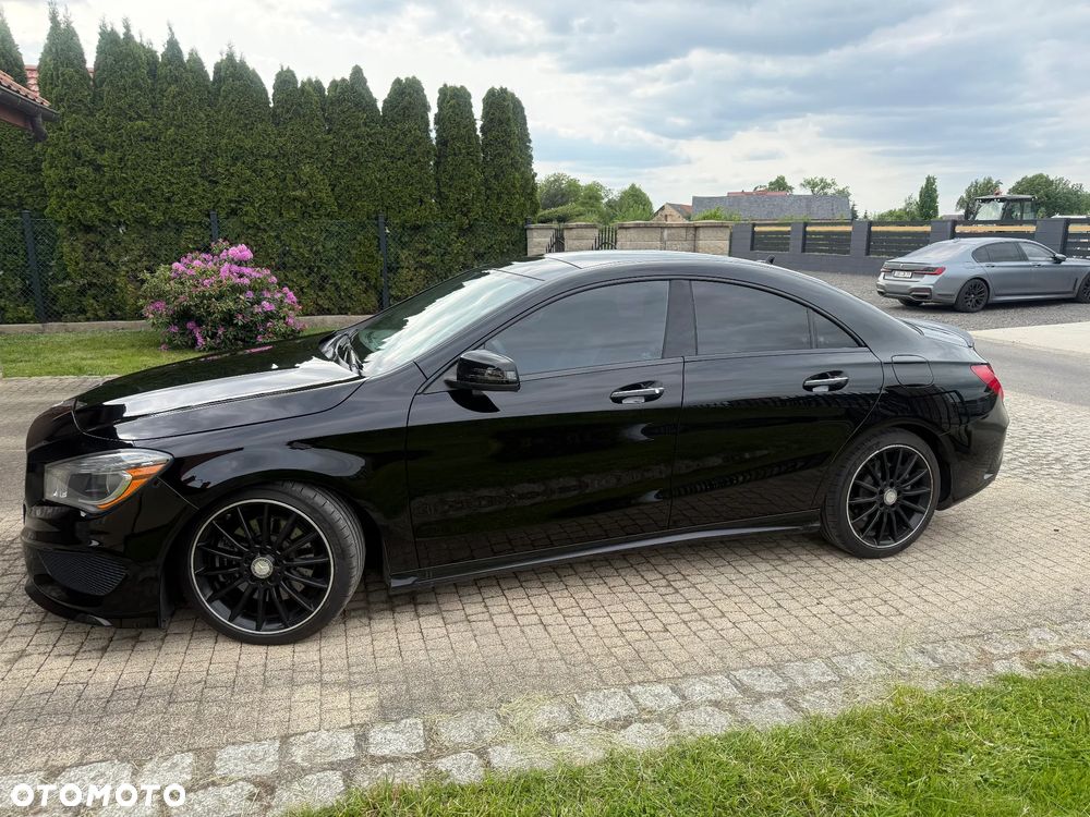 Mercedes-Benz CLA 250 7G-DCT AMG Line - 1