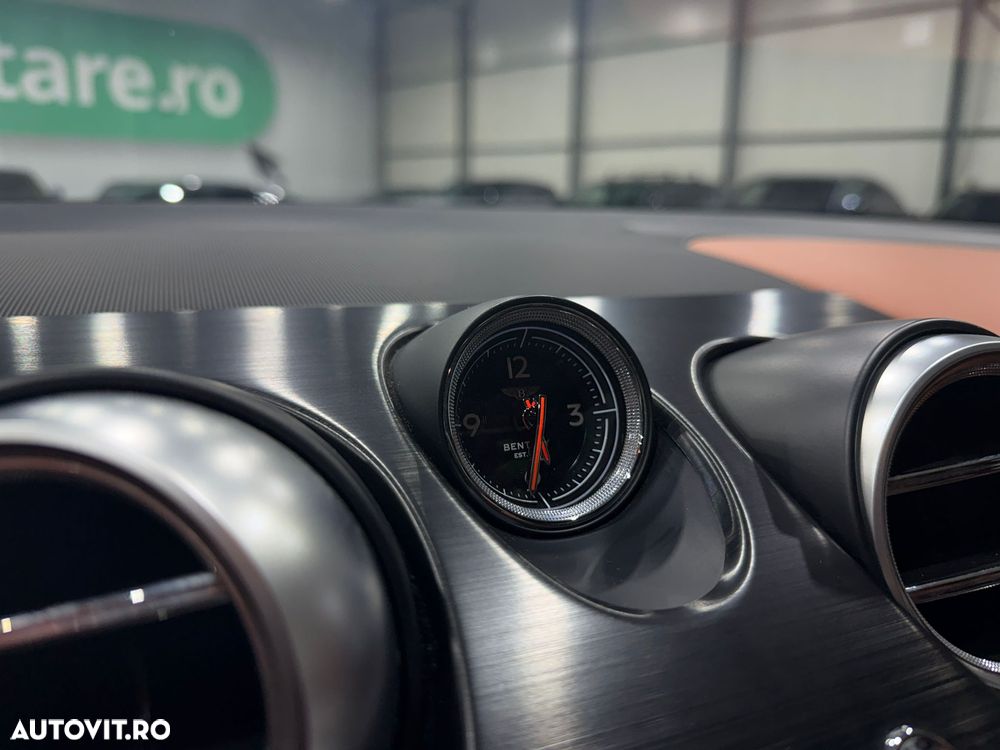 Bentley Bentayga - 16