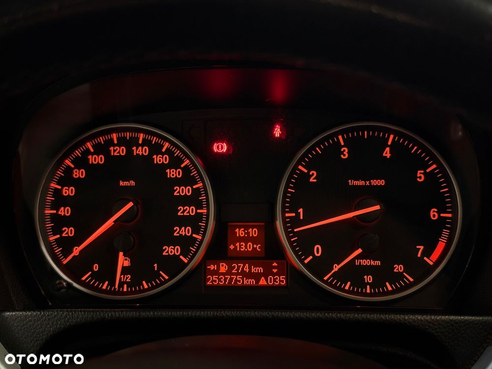 BMW Seria 3 316i - 10
