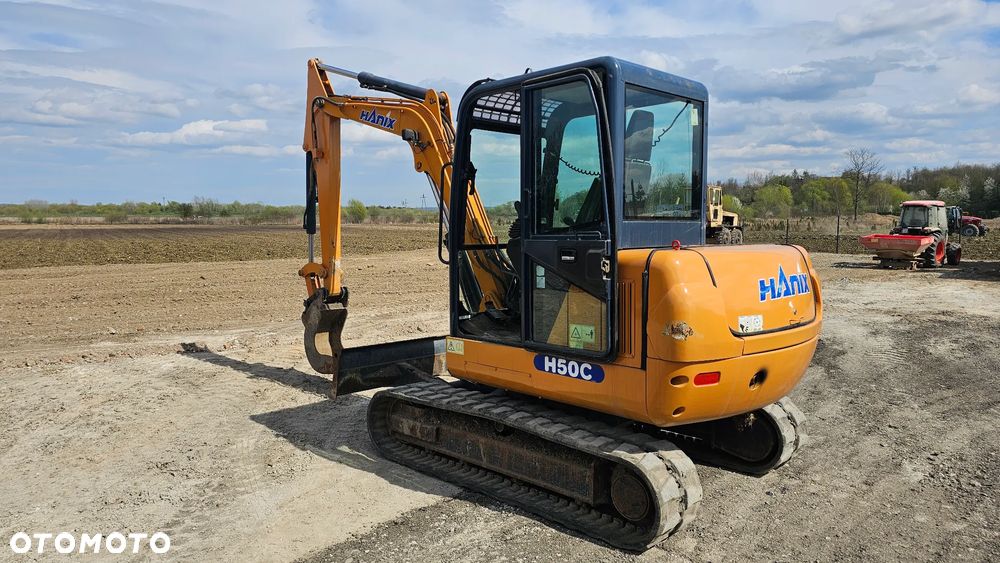 Hanix H50C - 4