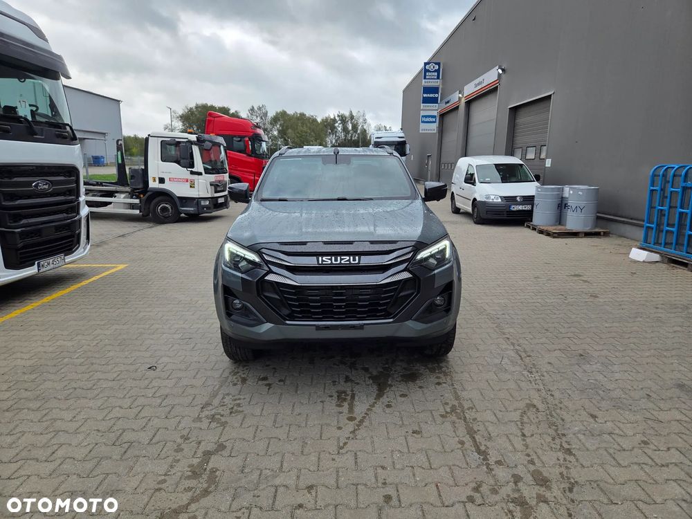 Isuzu D-Max - 8