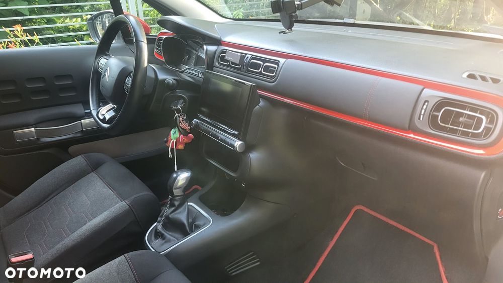 Citroën C3 1.2 PureTech Shine - 4