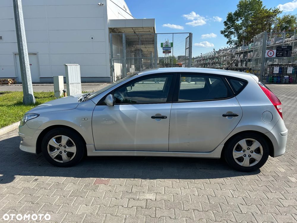 Hyundai i30 1.6 CRDi Base - 9