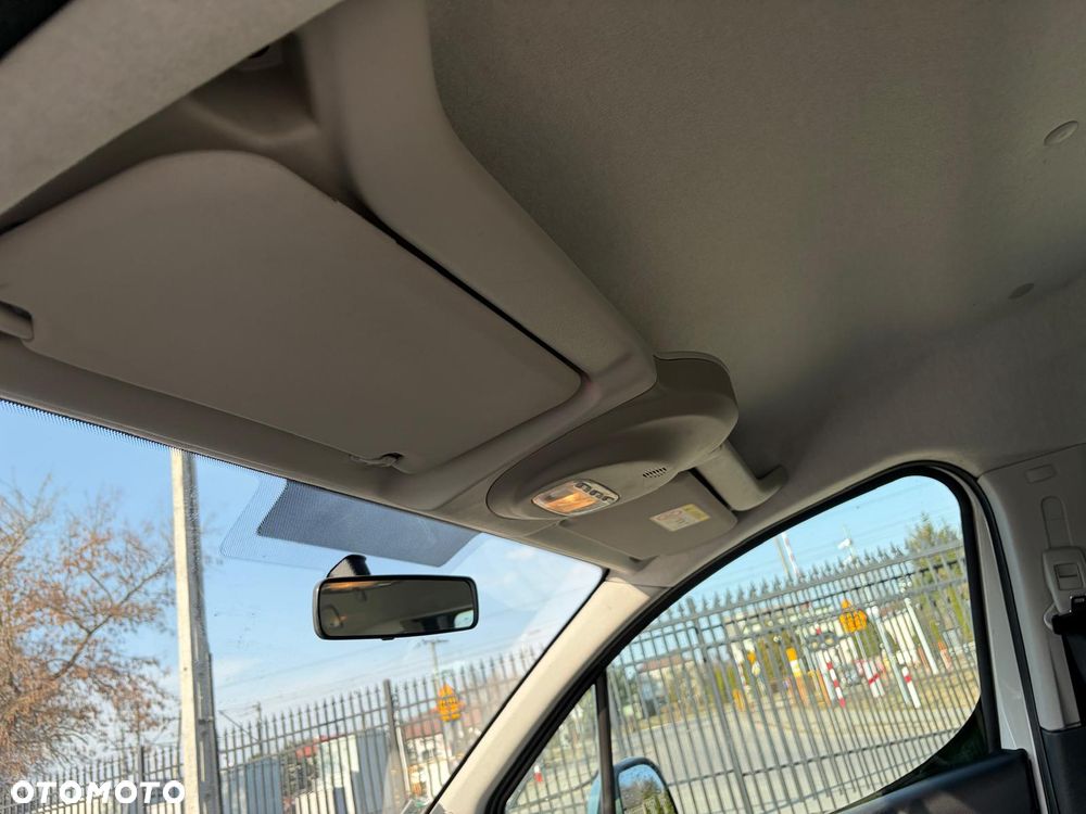 Citroën Berlingo Multispace BlueHDi 100 FEEL - 32