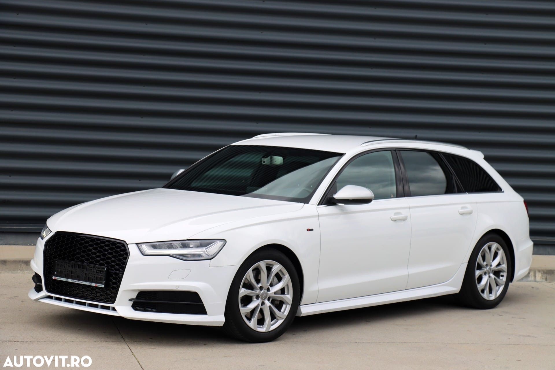 Audi A6 Avant 3.0 TDI quattro S tronic - 12