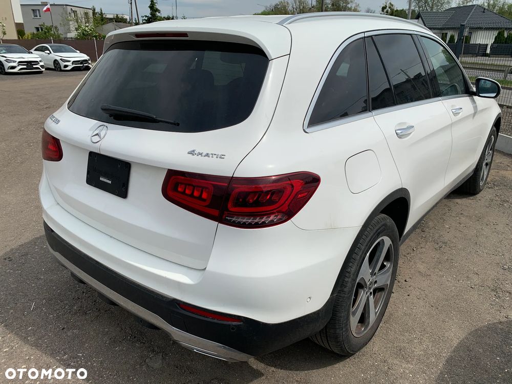 Mercedes-Benz GLC 300 4Matic 9G-TRONIC Edition Avantgarde - 4