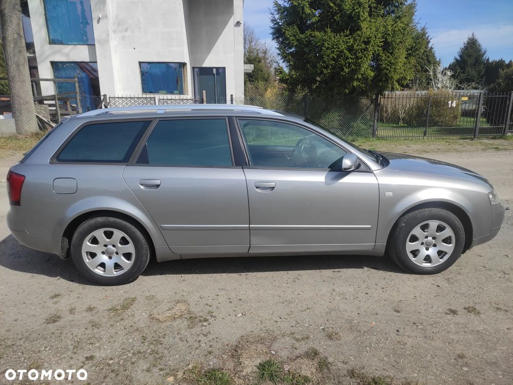 Audi A4 Avant - 5