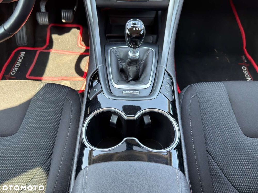 Ford Mondeo - 20
