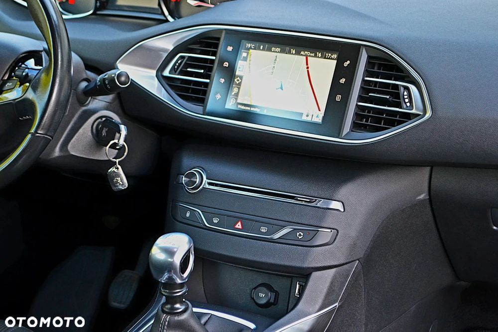 Peugeot 308 - 22