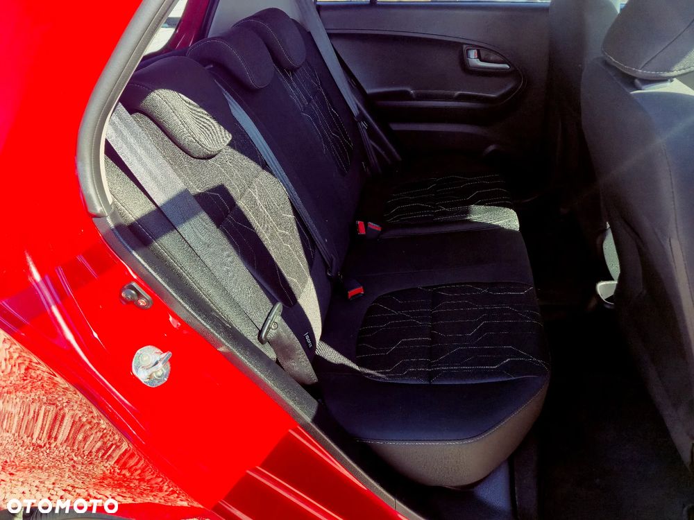 Kia Picanto - 32
