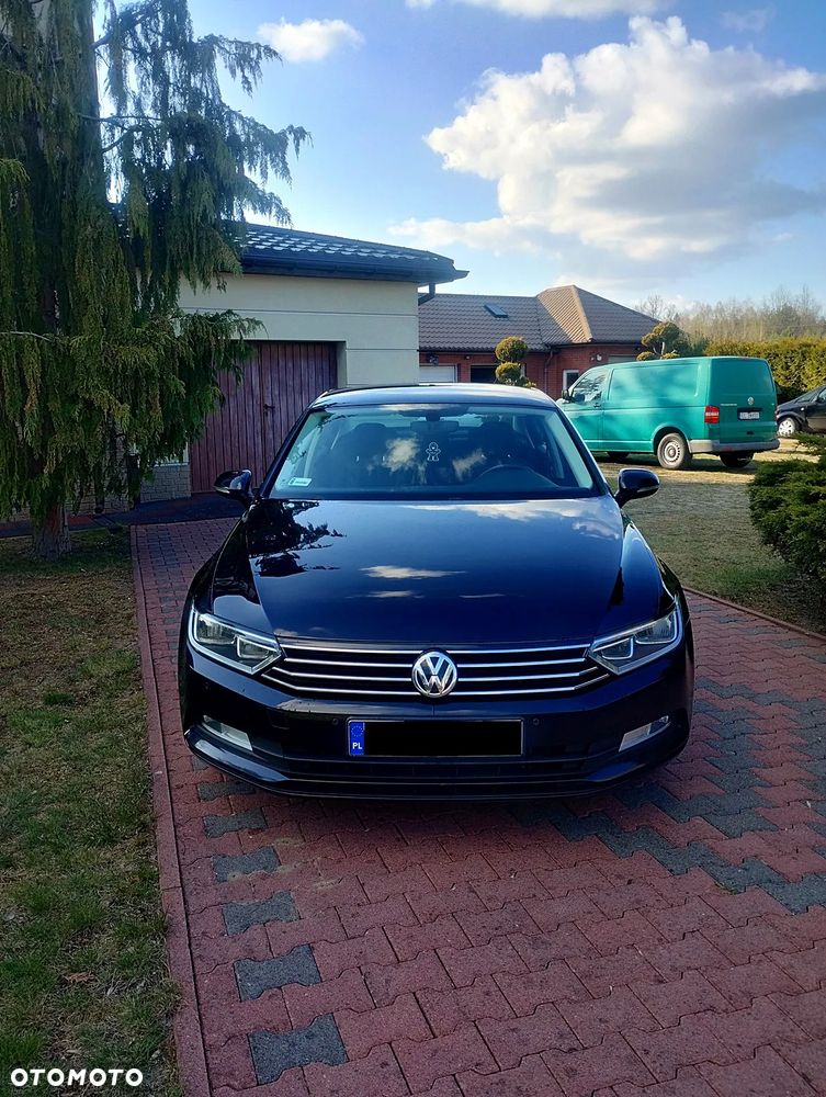 Volkswagen Passat - 16