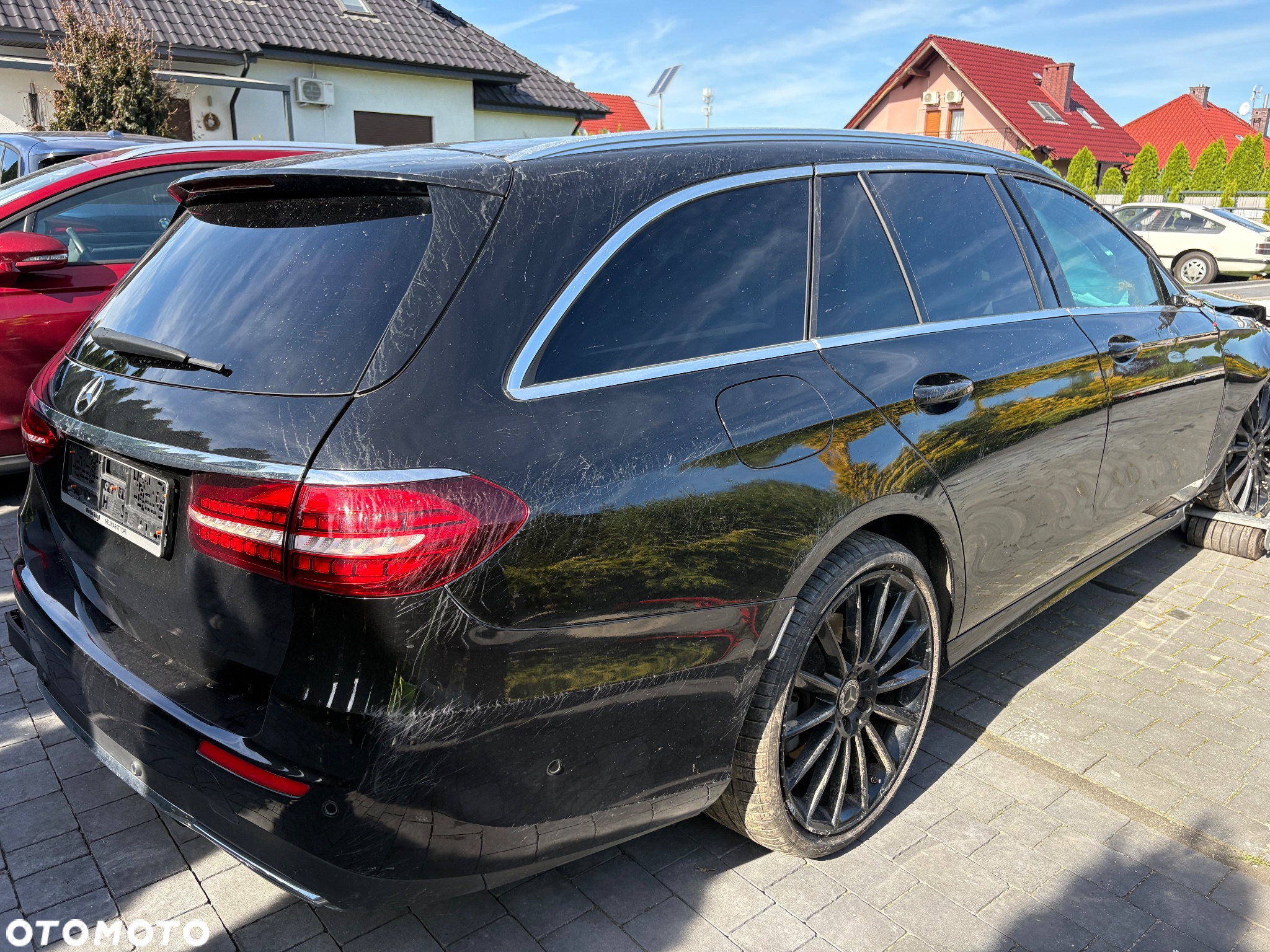 Mercedes-Benz Klasa E 400 d 4Matic T 9G-TRONIC Avantgarde - 8