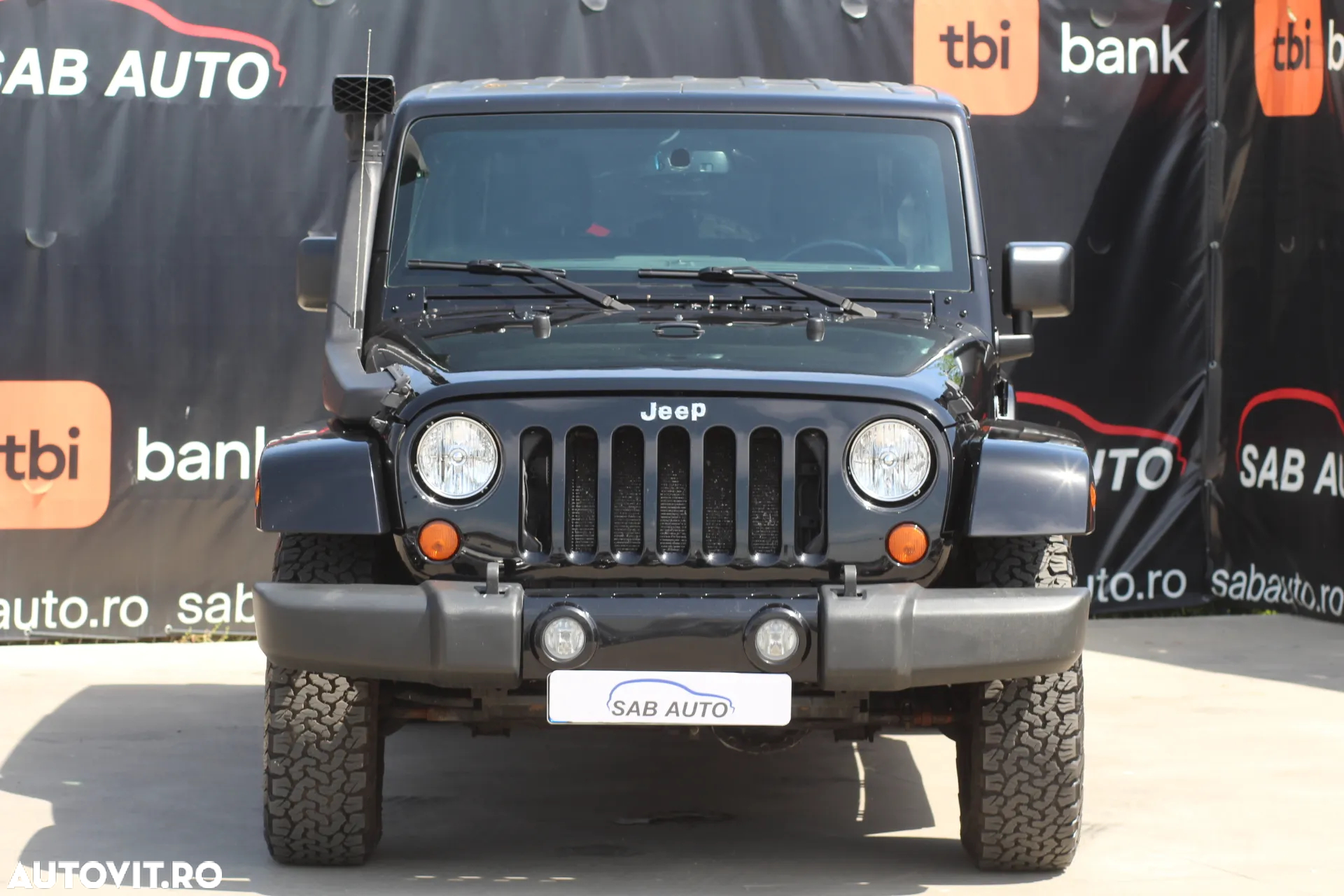 Jeep Wrangler - 2