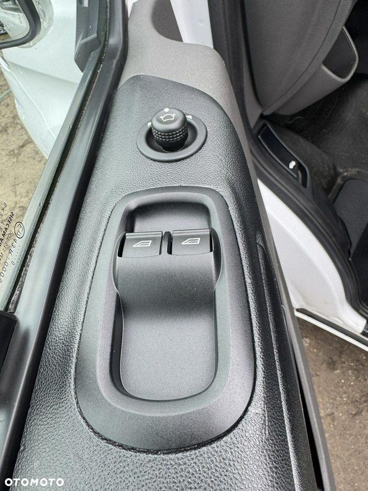 Ford Transit Custom - 15
