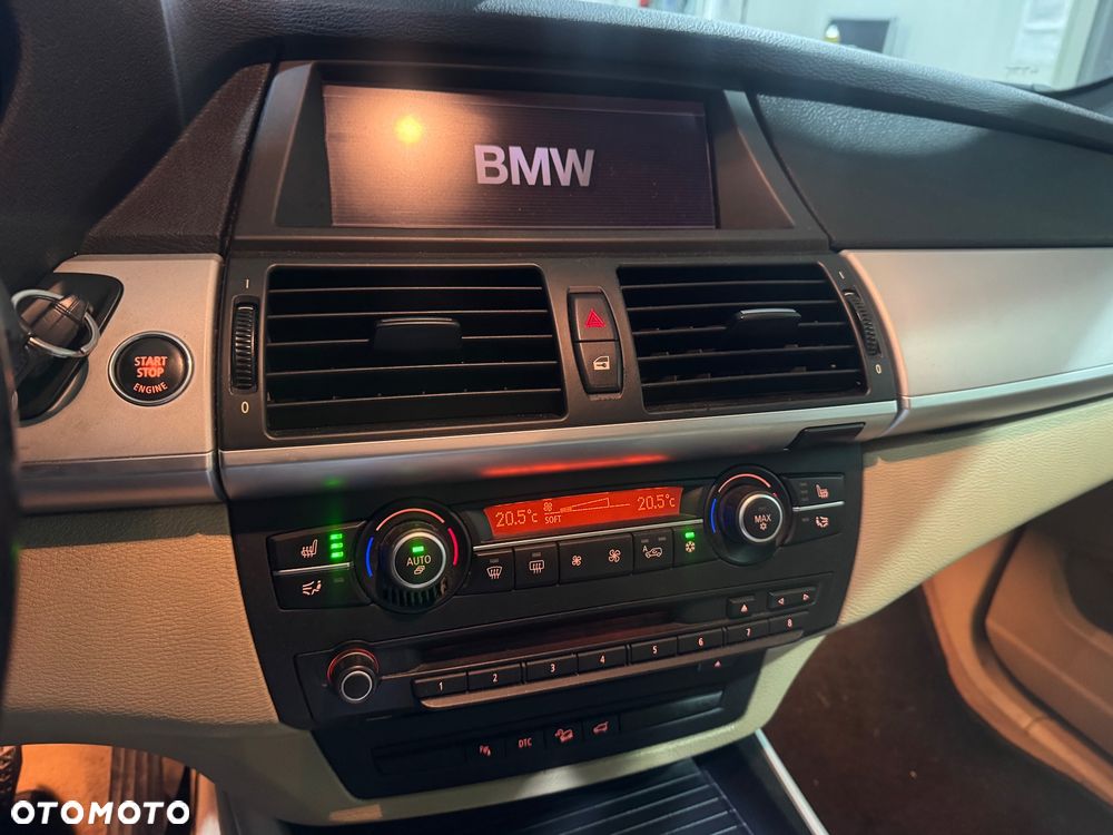 BMW X5 3.0d xDrive - 12
