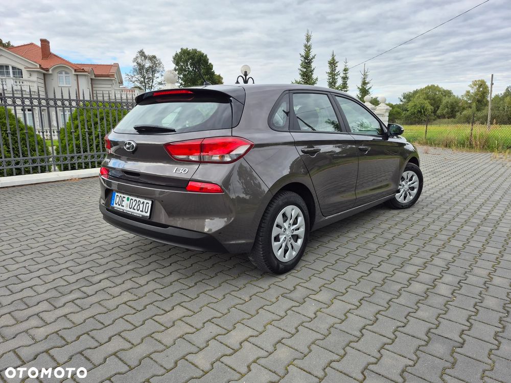 Hyundai i30 1.4 Comfort - 17