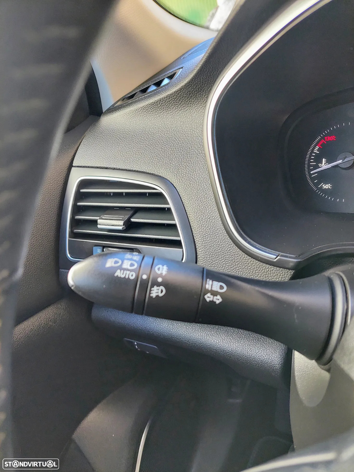 Renault Mégane Sport Tourer 1.5 dCi Intens - 32