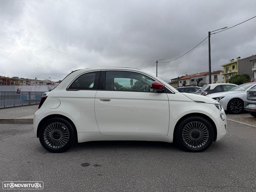 Fiat 500e C (RED) 2.0 - 6