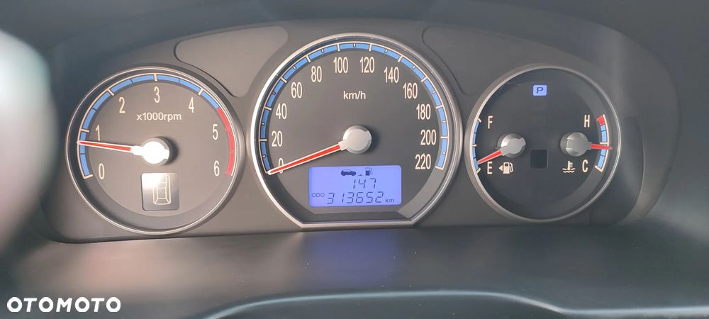 Hyundai Santa Fe 2.2 CRDi Executive 7os - 26