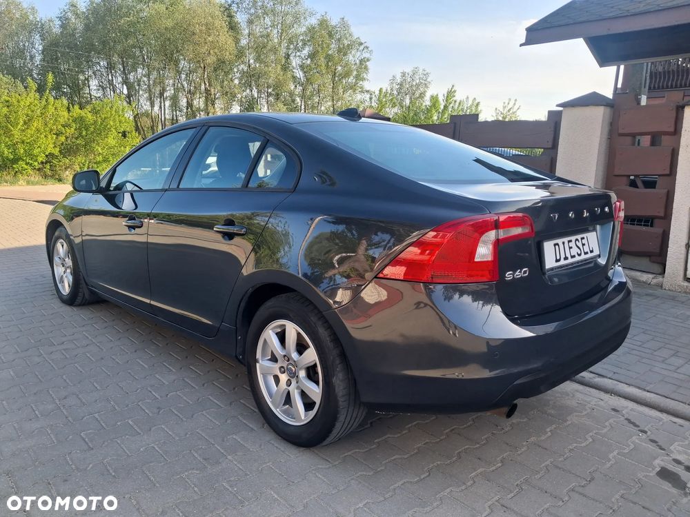 Volvo S60 DRIVe Kinetic - 2