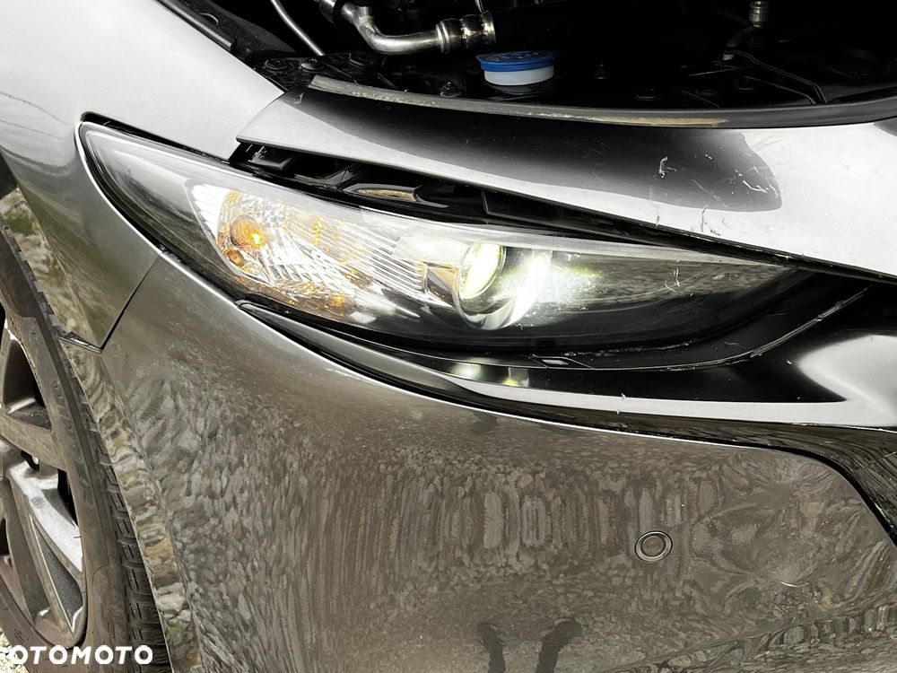 Mazda 3 e-SKYACTIV-G 2.0 M HYBRID 150 - 15